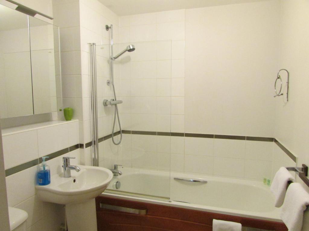 Cheltenham Luxury Apartments 部屋 写真